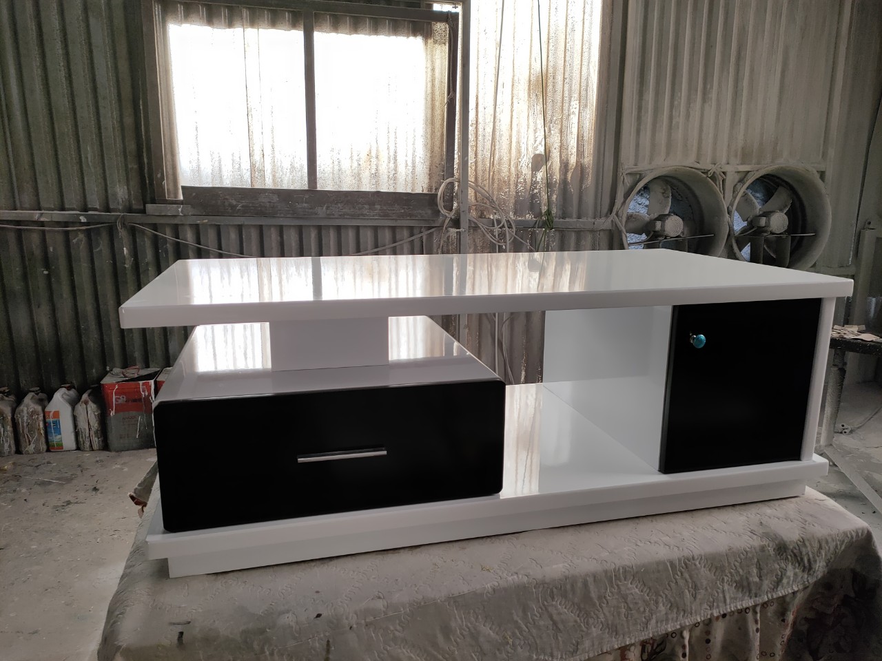Bàn Trà Gỗ Sơn Mẫu 2 Hải Phòng